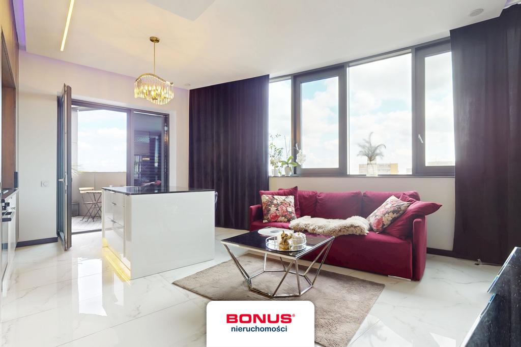 Hanza Tower, 2 pokoje z balkonem na 7 p (2)