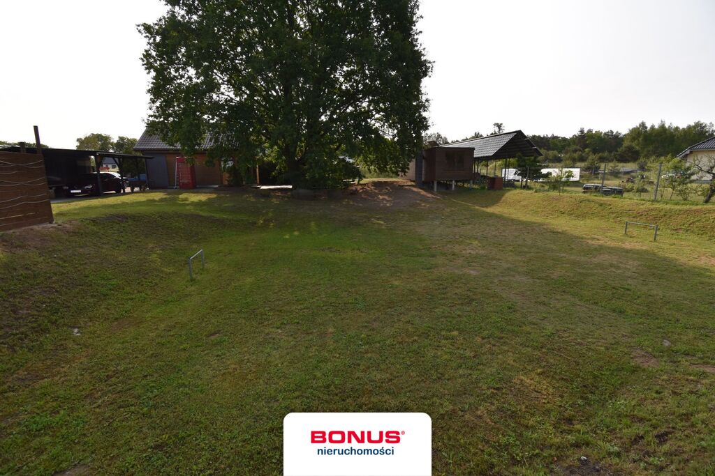 Działka z domem w zacisznym miejcu (8)