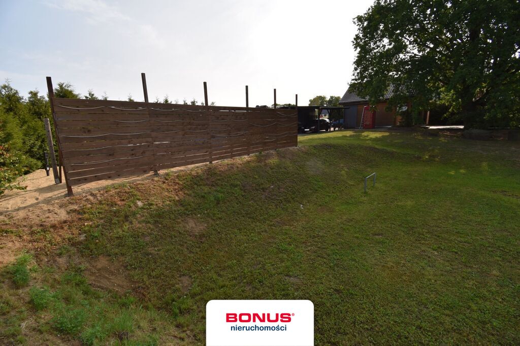 Działka z domem w zacisznym miejcu (9)
