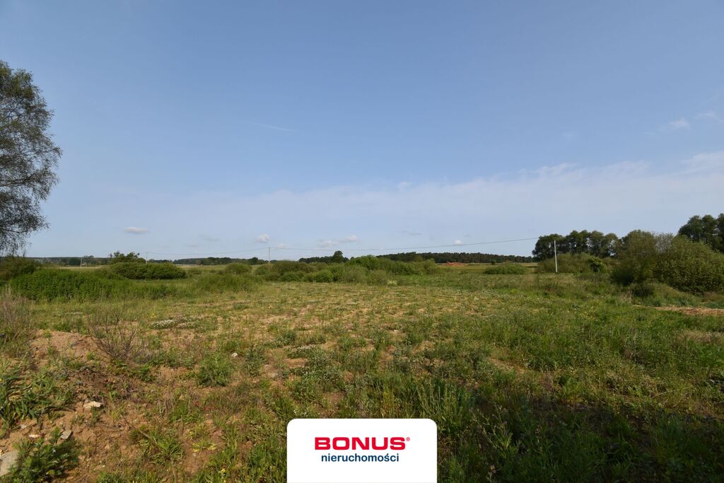 Działka z domem w zacisznym miejcu (13)