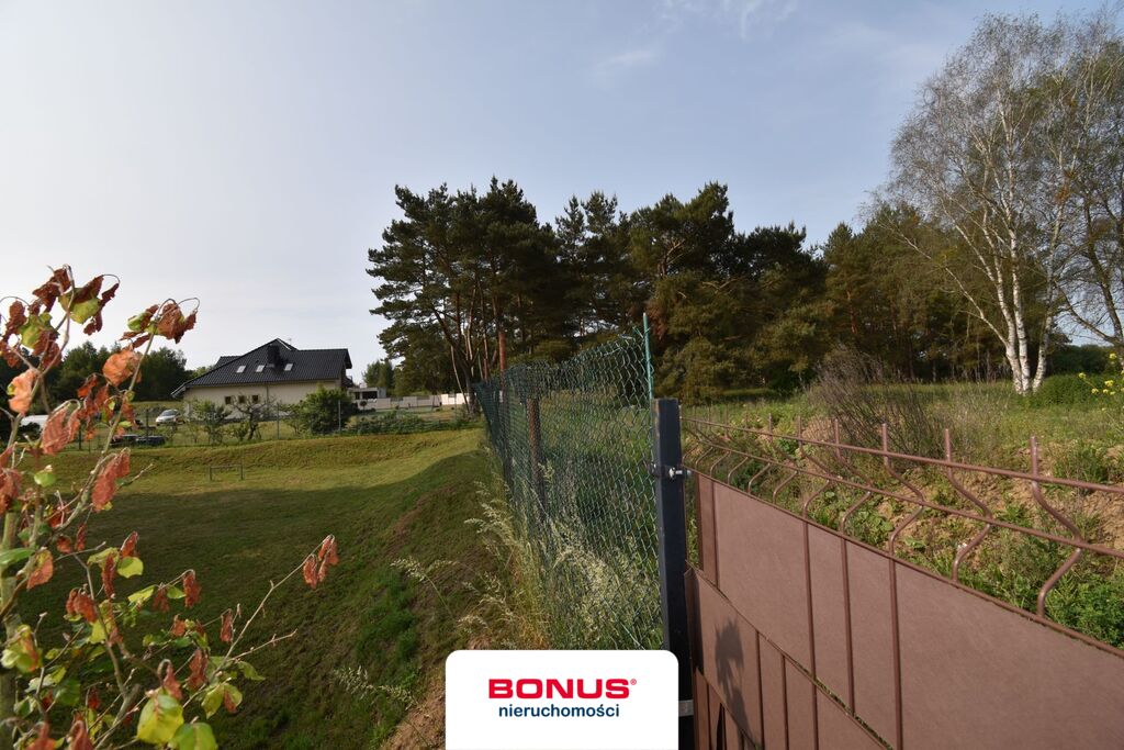 Działka z domem w zacisznym miejcu (16)