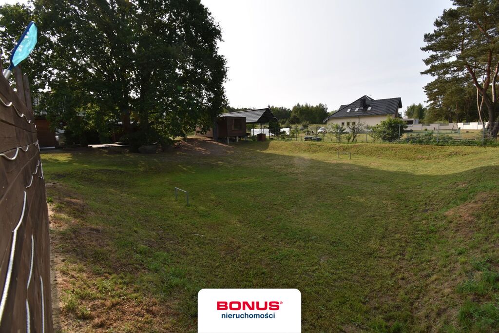 Działka z domem w zacisznym miejcu (18)