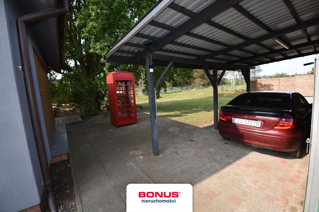 Działka z domem w zacisznym miejcu (20)