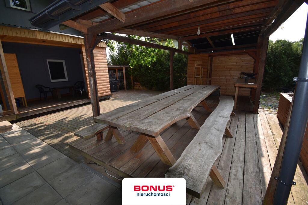 Działka z domem w zacisznym miejcu (21)