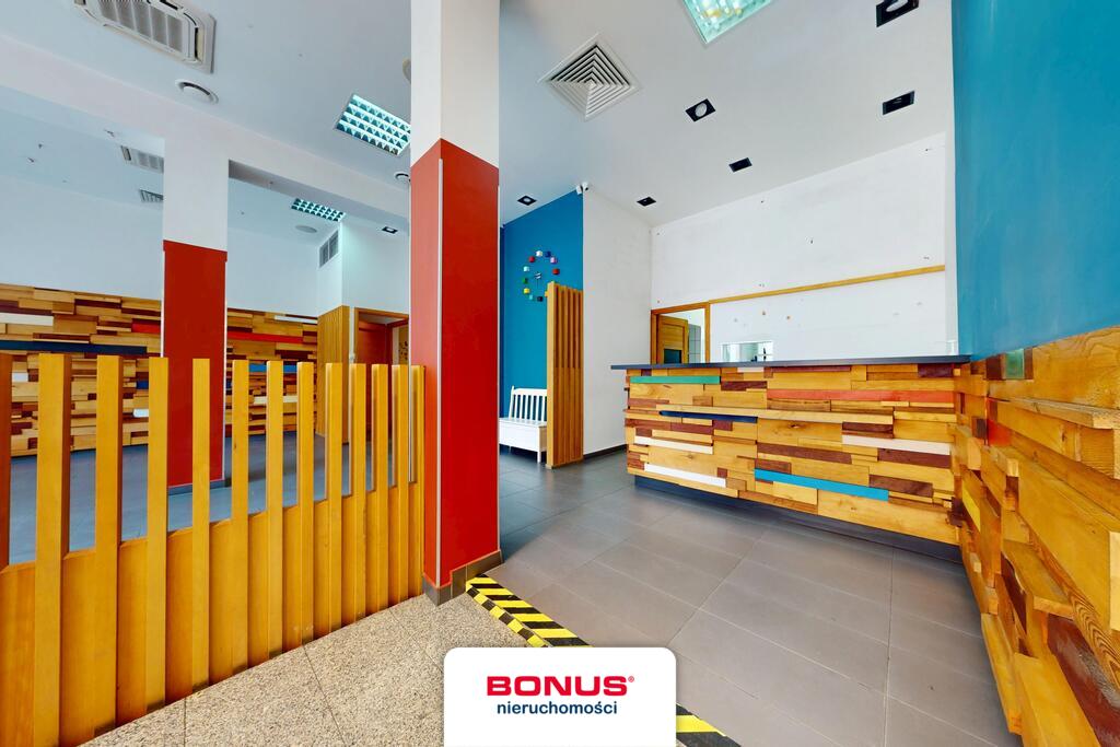 Lokal użytkowy przy placu Zgody (11)