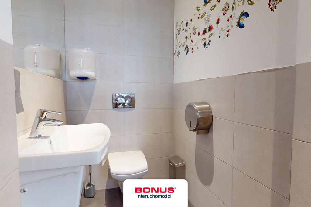 Lokal użytkowy przy placu Zgody (17)