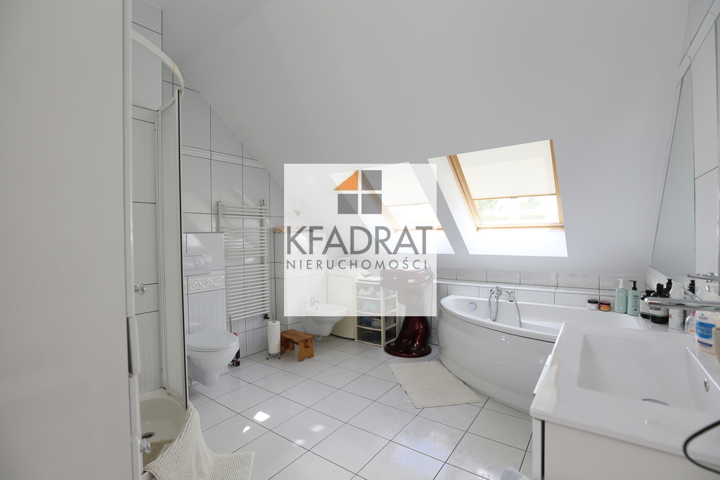 Dom w zabudowie bliźniaczej -Gumieńce (21)