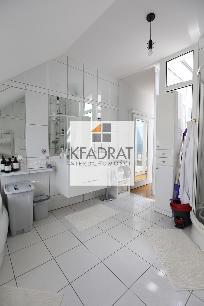 Dom w zabudowie bliźniaczej -Gumieńce (24)