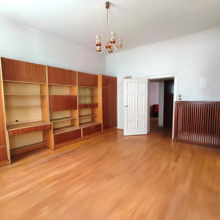 Duże mieszkanie w kamienicy na sprzedaż, 105,85 m2 (4)