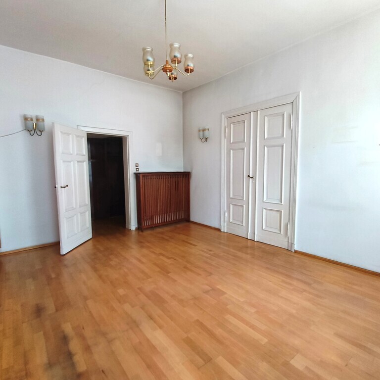 Duże mieszkanie w kamienicy na sprzedaż, 105,85 m2 (3)