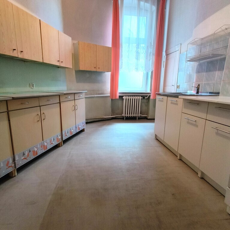 Duże mieszkanie w kamienicy na sprzedaż, 105,85 m2 (8)