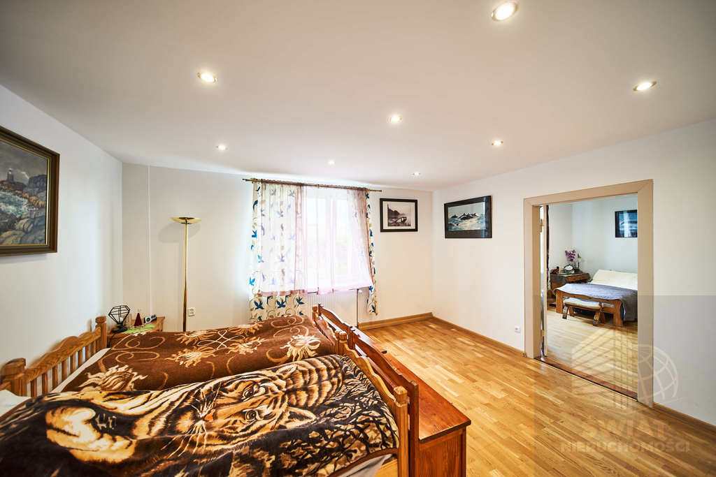 Dom wolnostojący Rosnowo z garażem las (13)