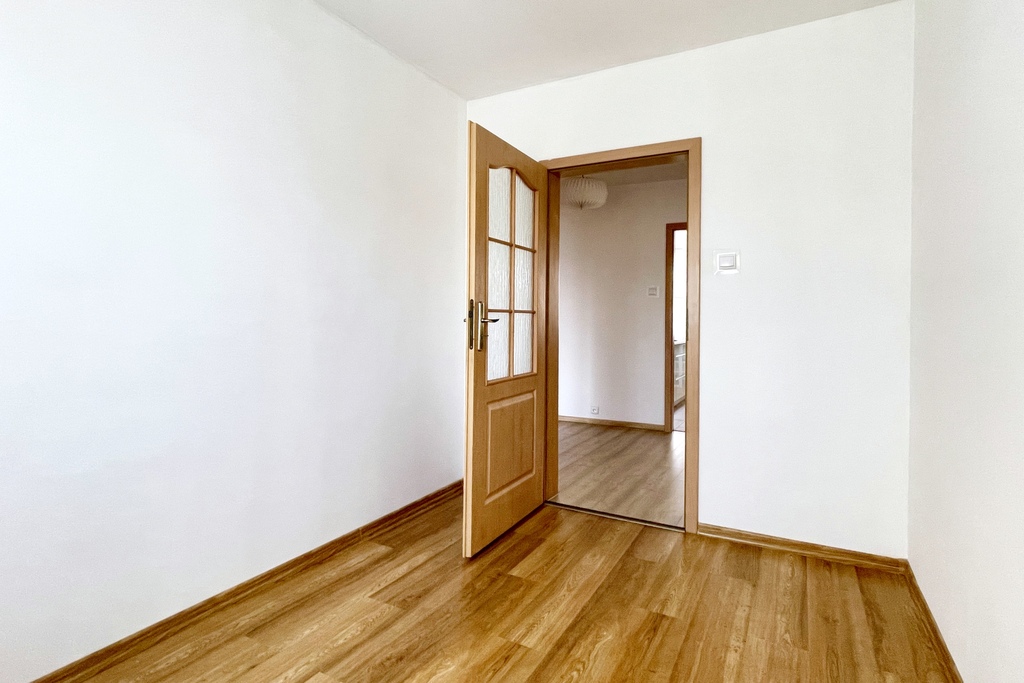 Mieszkanie 4 pokojowe na Osiedlu Ogrody (15)