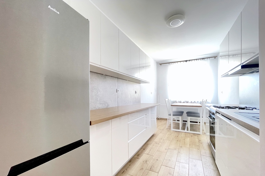 Mieszkanie 4 pokojowe na Osiedlu Ogrody (2)