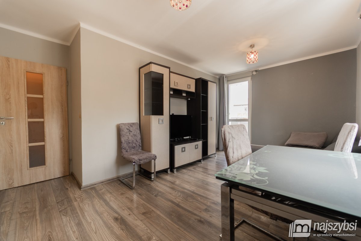 STARGARD - 2 pokoje, balkon, dobra cena (12)