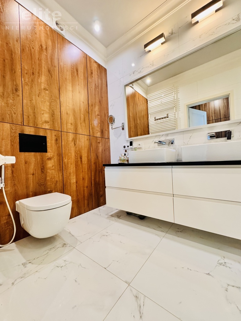 Barbakan 3 pok z miej. post, komórką, balkon winda (14)