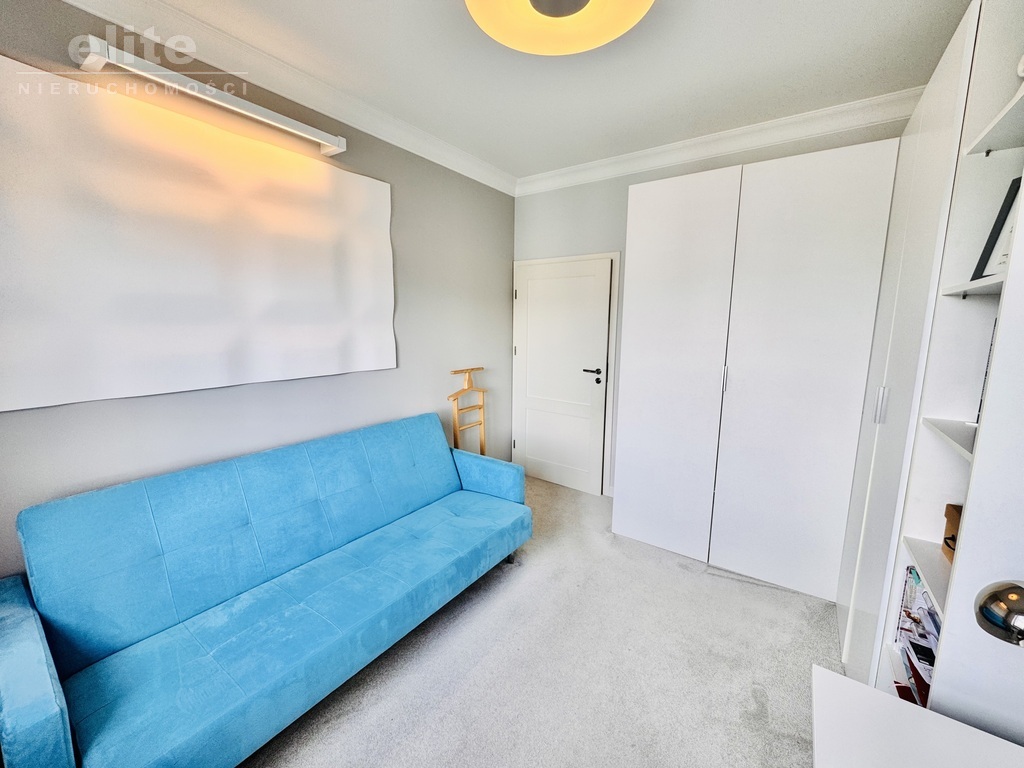 Barbakan 3 pok z miej. post, komórką, balkon winda (19)