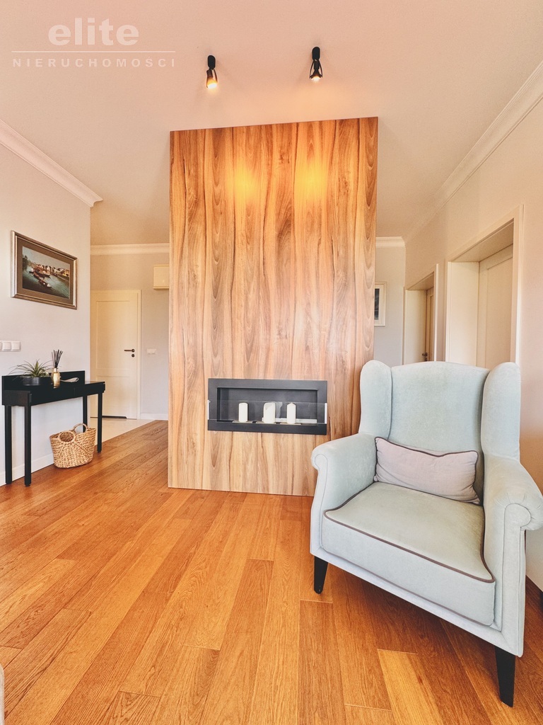 Barbakan 3 pok z miej. post, komórką, balkon winda (5)