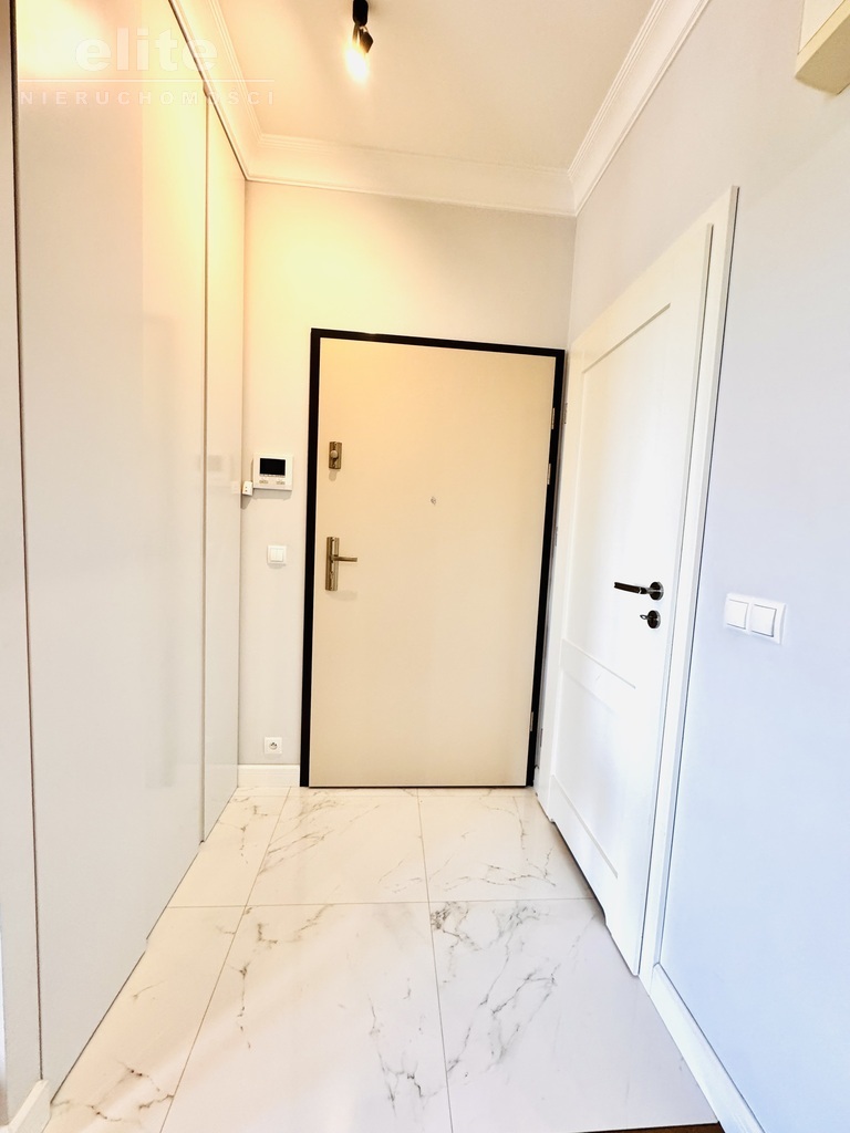 Barbakan 3 pok z miej. post, komórką, balkon winda (22)