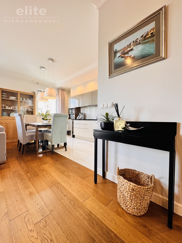 Barbakan 3 pok z miej. post, komórką, balkon winda (7)