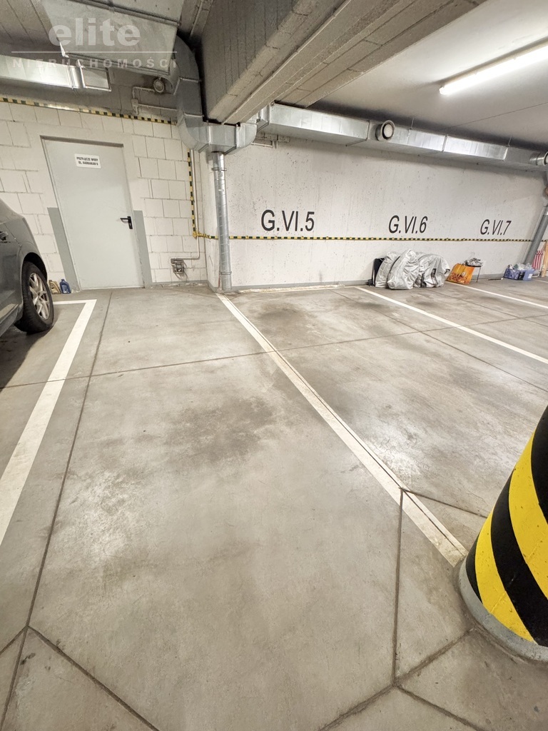 Barbakan 3 pok z miej. post, komórką, balkon winda (24)