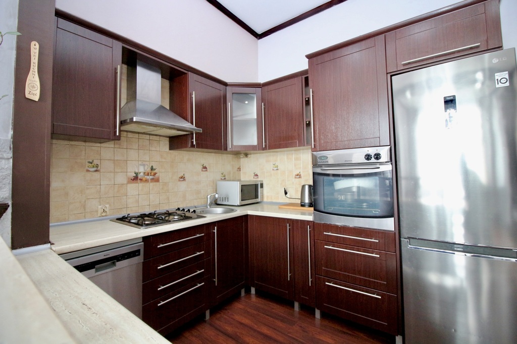 Przestronne 2 pokoje w centrum miasta (4)