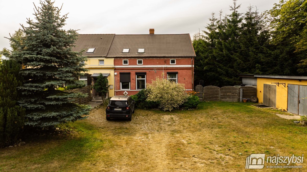 Gąbin-połowa bliźniaka otoczona naturą (2)