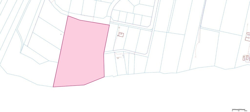 Inwestycyjny grunt z linią brzegową jeziora Lubie (13)