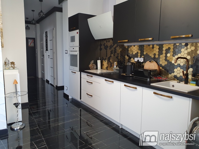 Kołobrzeg - APARTAMENT  3 POK W PORCIE 200 M OD MO (21)