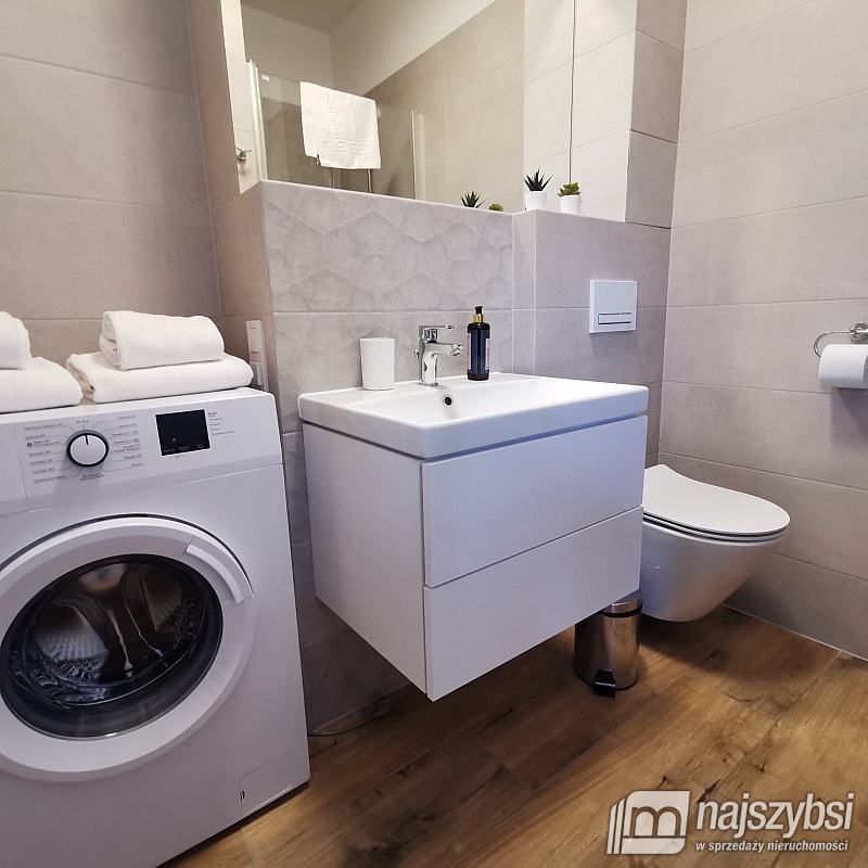 Apartament w Kołobrzegu z antresolą 26 m2 (8)