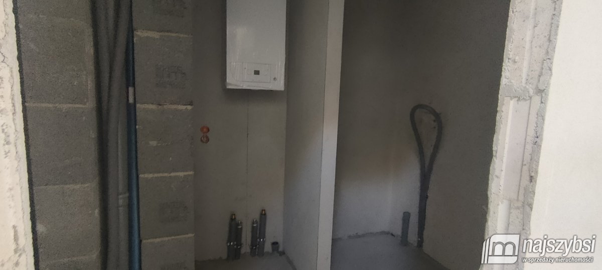 Świetne dwupoziomowe mieszkanie w Osowie. (15)