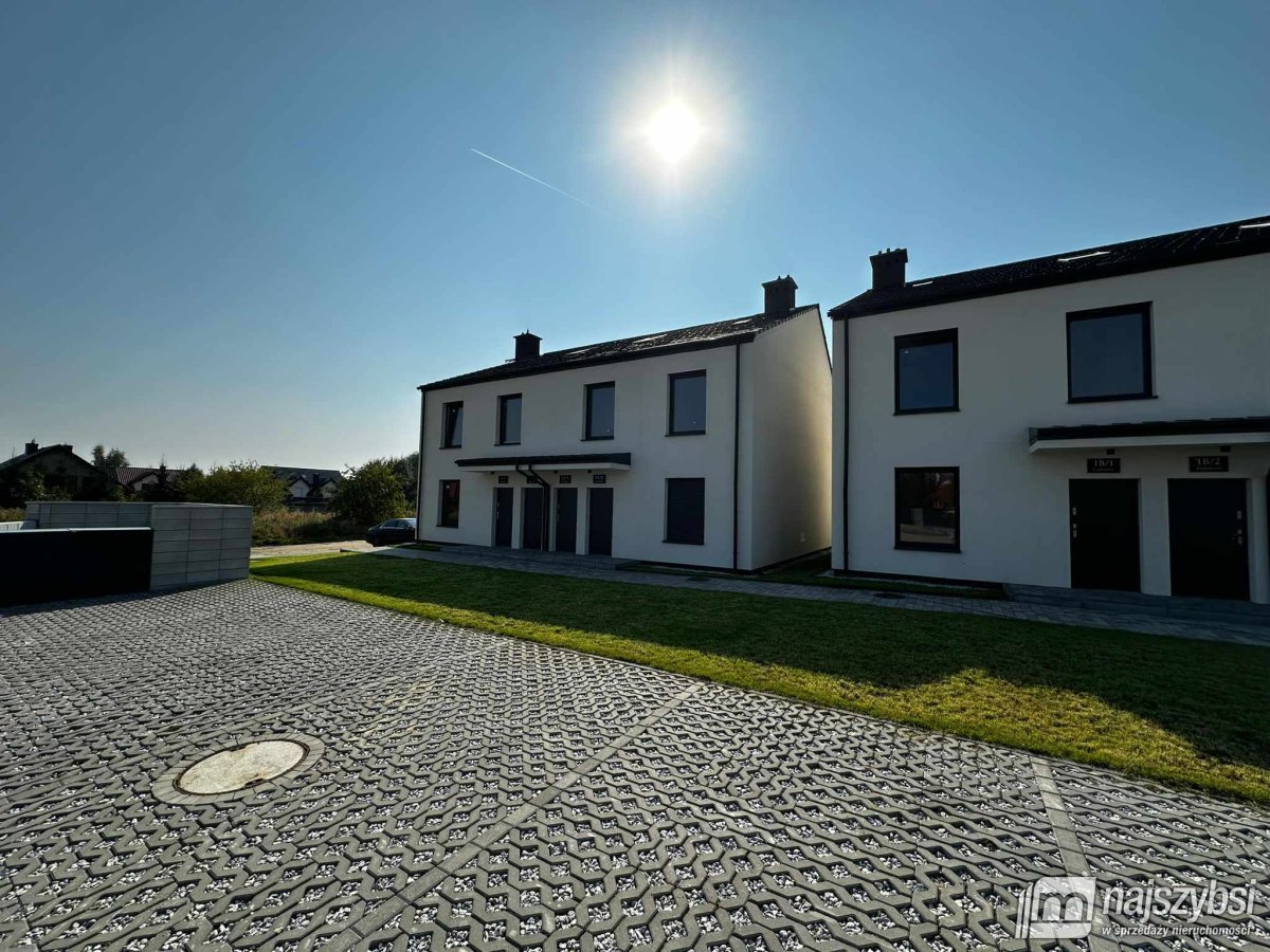 Świetne dwupoziomowe mieszkanie w Osowie. (24)