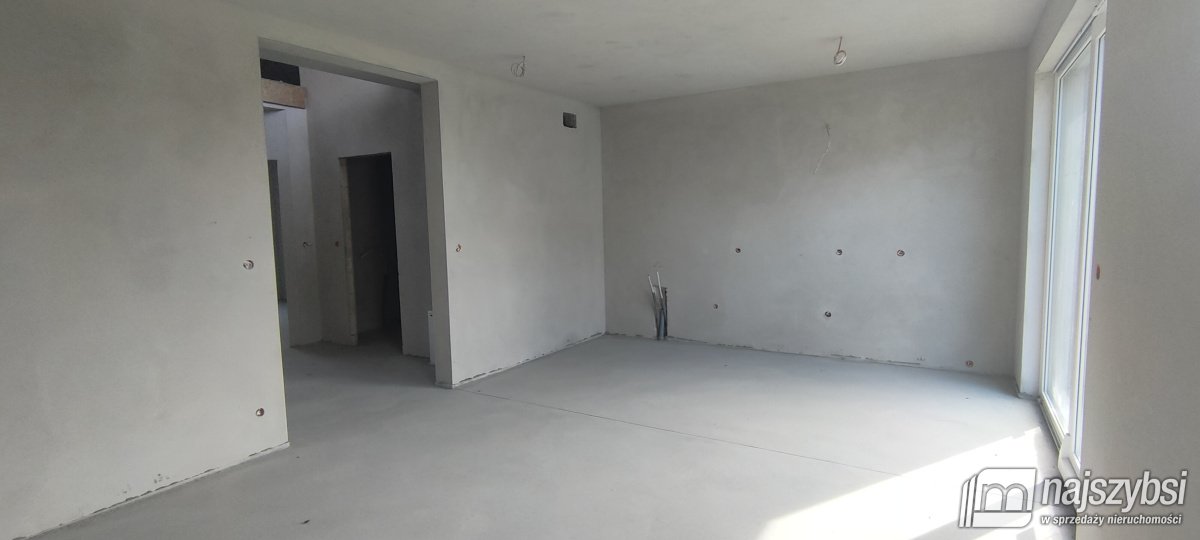 Świetne dwupoziomowe mieszkanie w Osowie. (7)