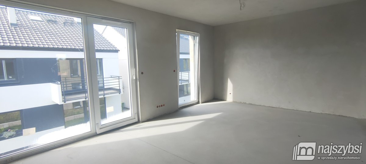 Świetne dwupoziomowe mieszkanie w Osowie. (9)