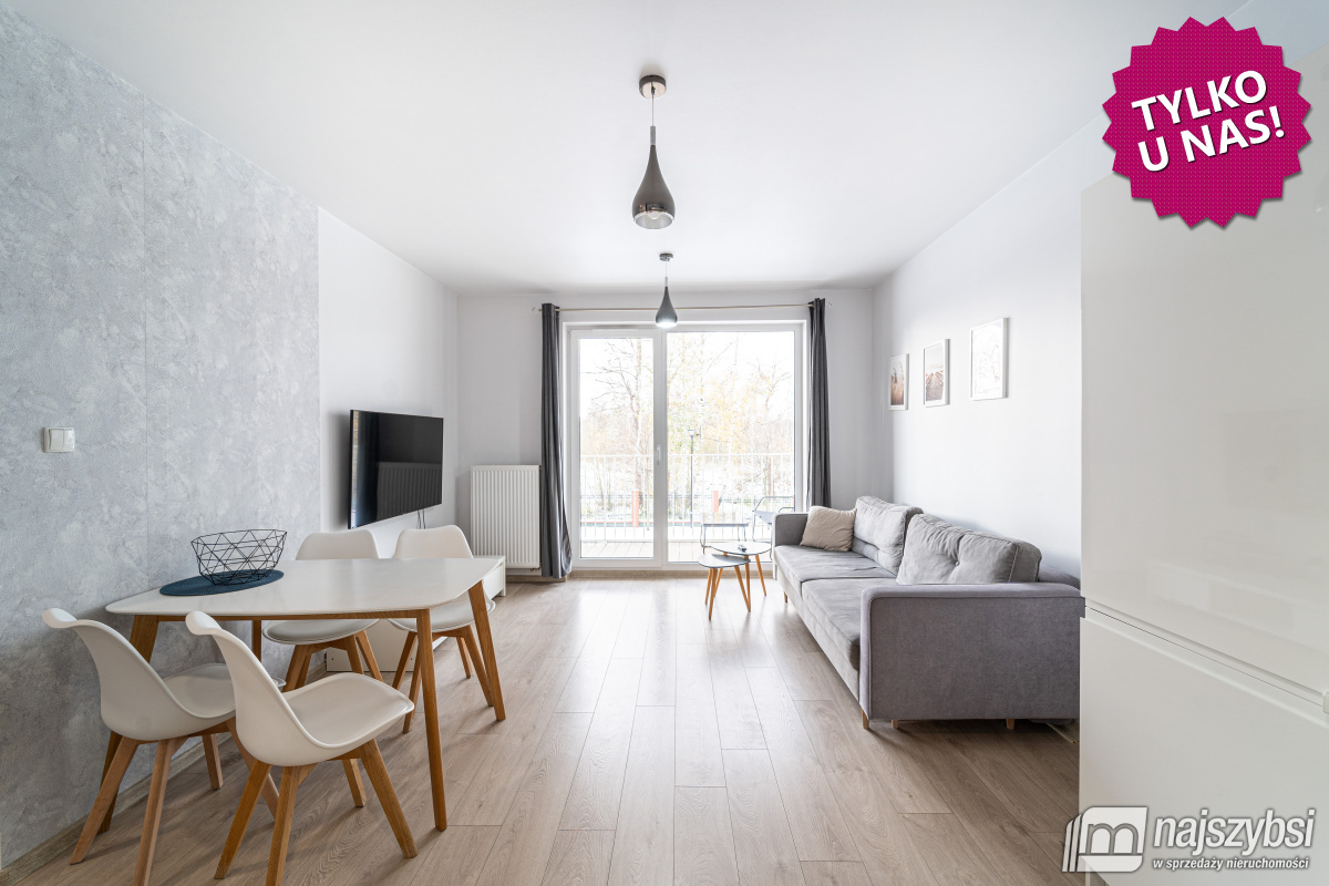 KOŁOBRZEG - ATRAKCYJNY APARTAMENT BLISKO MORZA  (1)