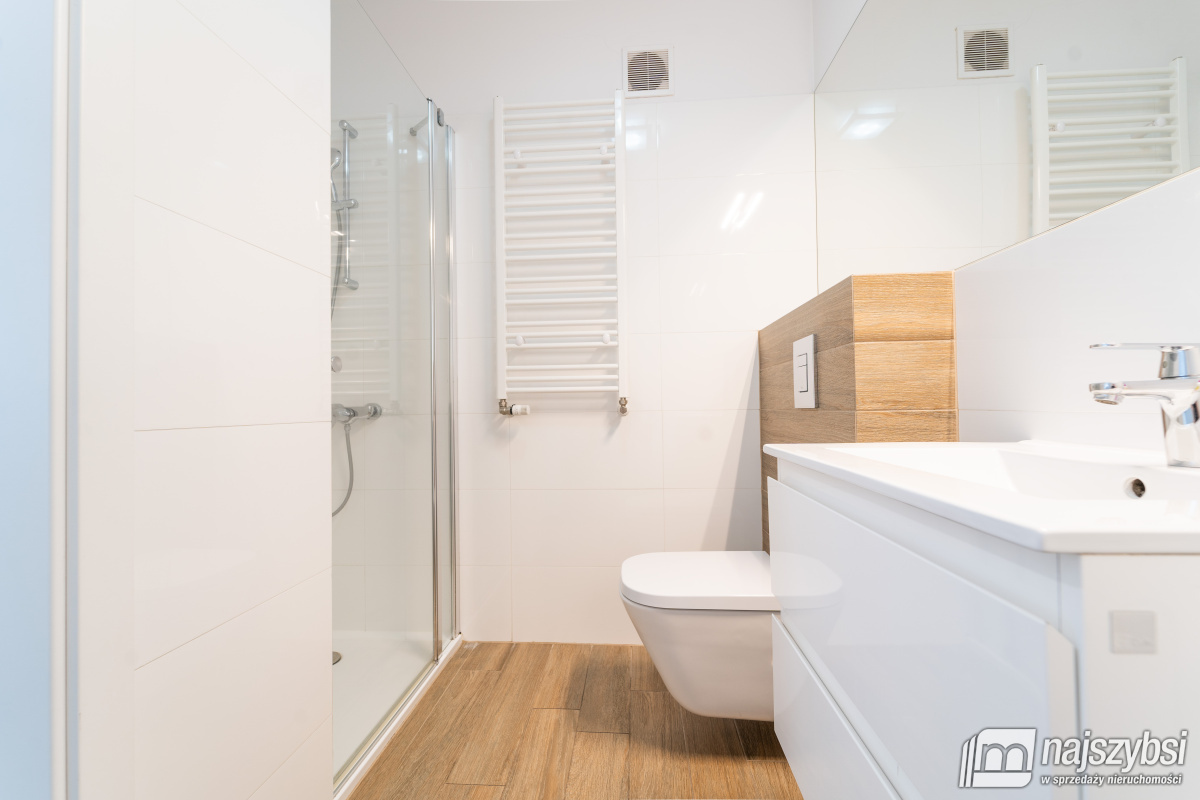 KOŁOBRZEG - ATRAKCYJNY APARTAMENT BLISKO MORZA  (11)