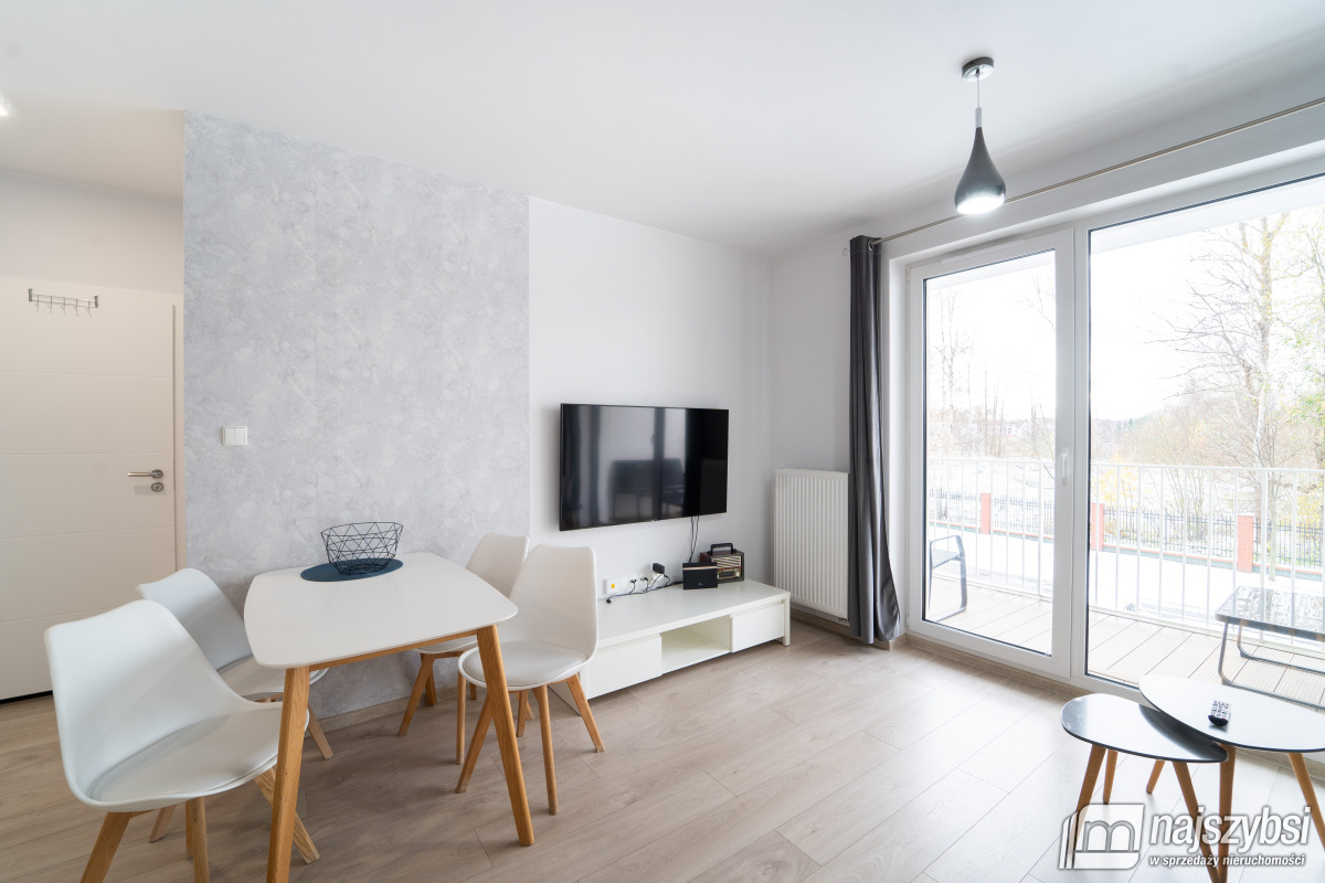 KOŁOBRZEG - ATRAKCYJNY APARTAMENT BLISKO MORZA  (2)