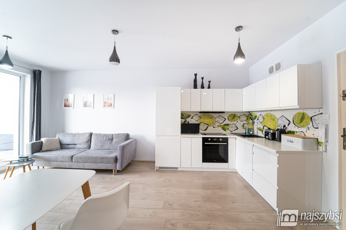 KOŁOBRZEG - ATRAKCYJNY APARTAMENT BLISKO MORZA  (5)