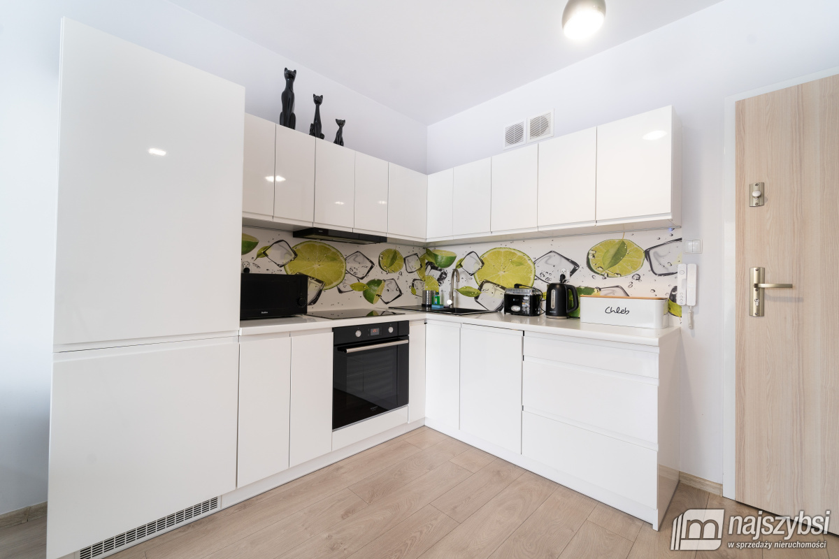 KOŁOBRZEG - ATRAKCYJNY APARTAMENT BLISKO MORZA  (6)