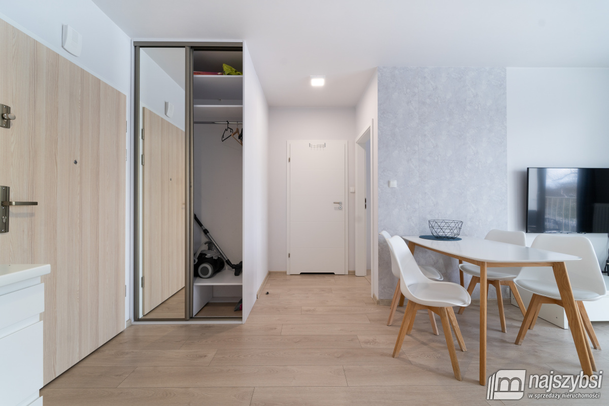 KOŁOBRZEG - ATRAKCYJNY APARTAMENT BLISKO MORZA  (7)