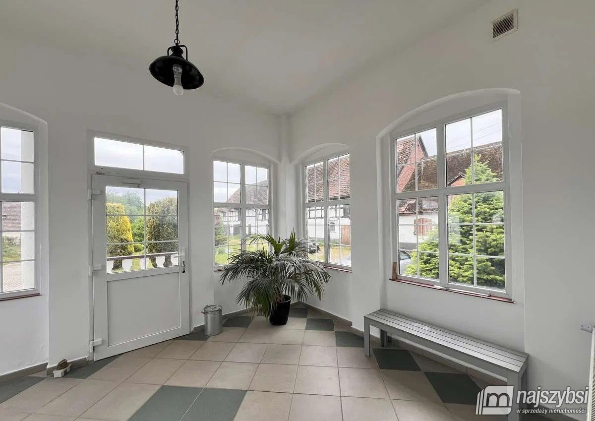 Gryfice okolica - gospodarstwo ze stajnią i 4ha (1)