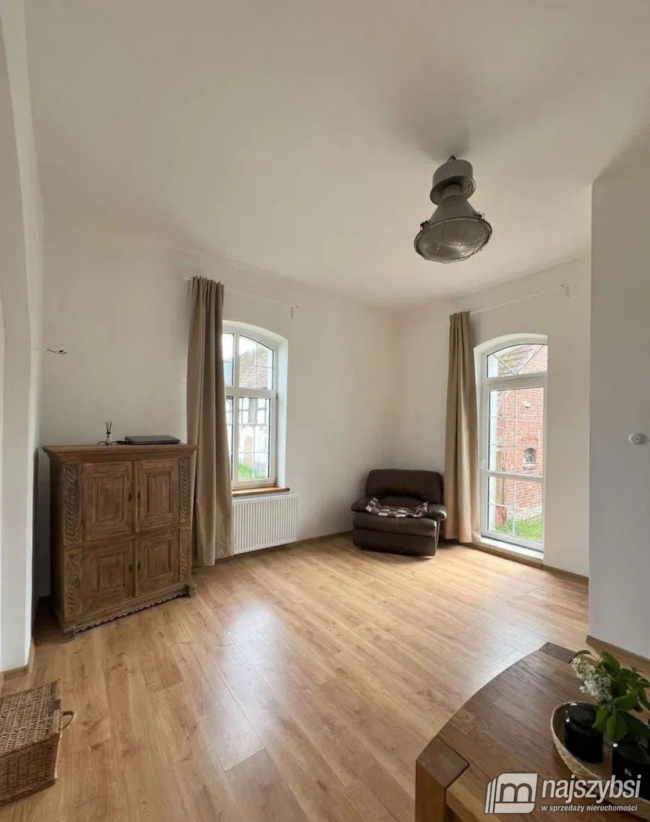 Gryfice okolica - gospodarstwo ze stajnią i 4ha (6)