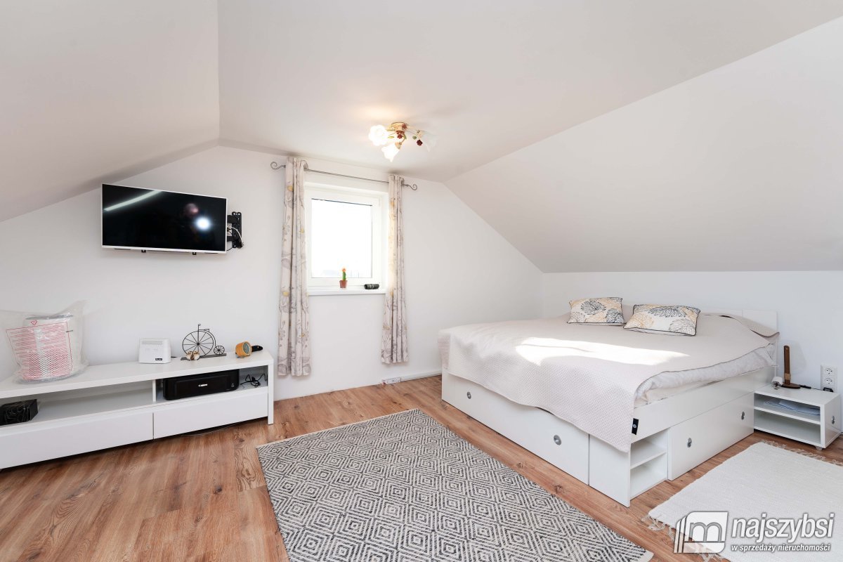 Drawsko - obrzeża - 2 domy, blisko jeziora (11)