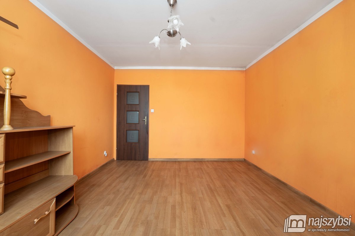 Świdwin- obrzeża- dom w cichej okolicy (11)