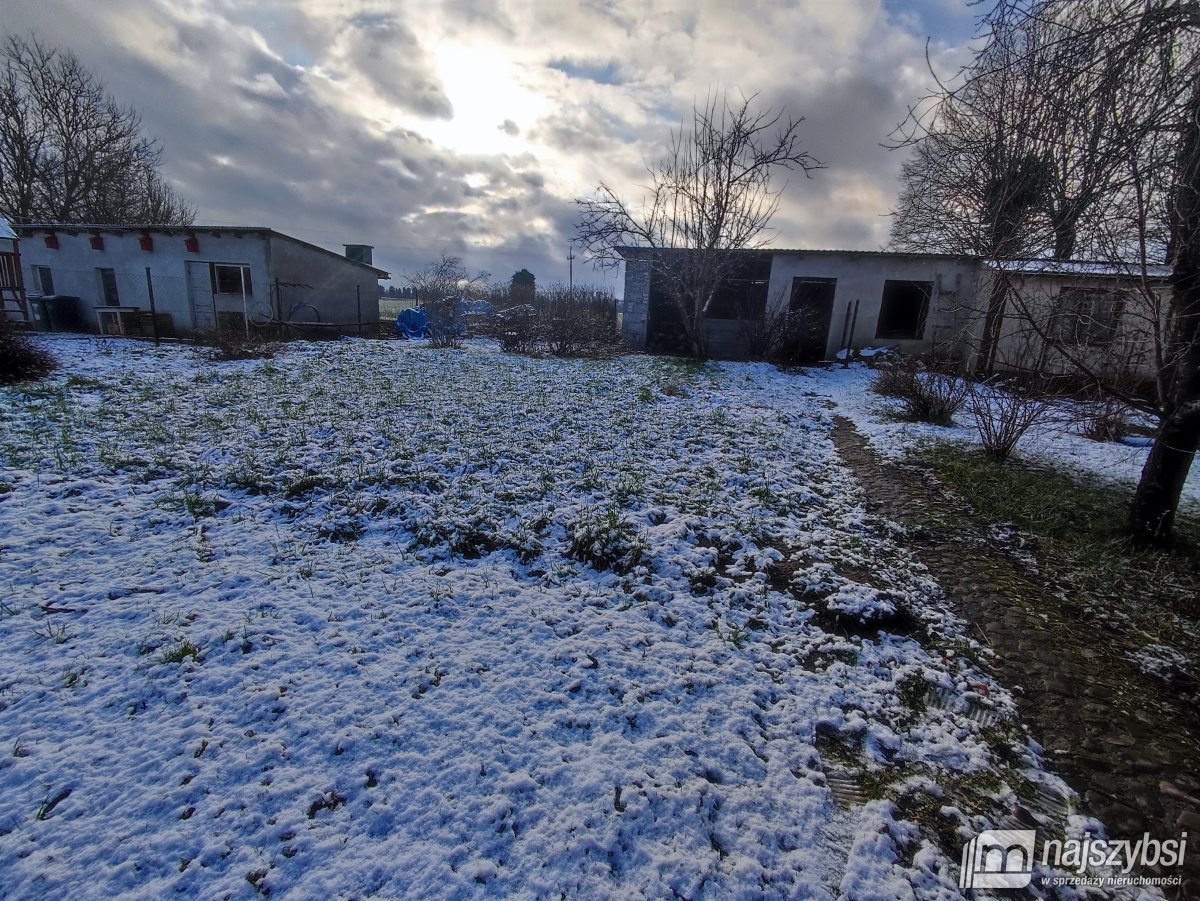 Świdwin- obrzeża- dom w cichej okolicy (16)