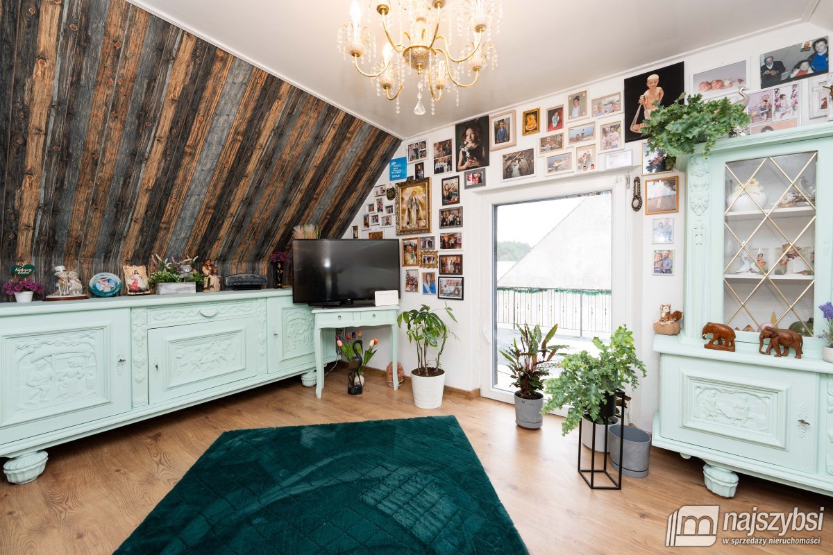 Czaplinek-obrzeża, dom z budynkiem i garażami (15)