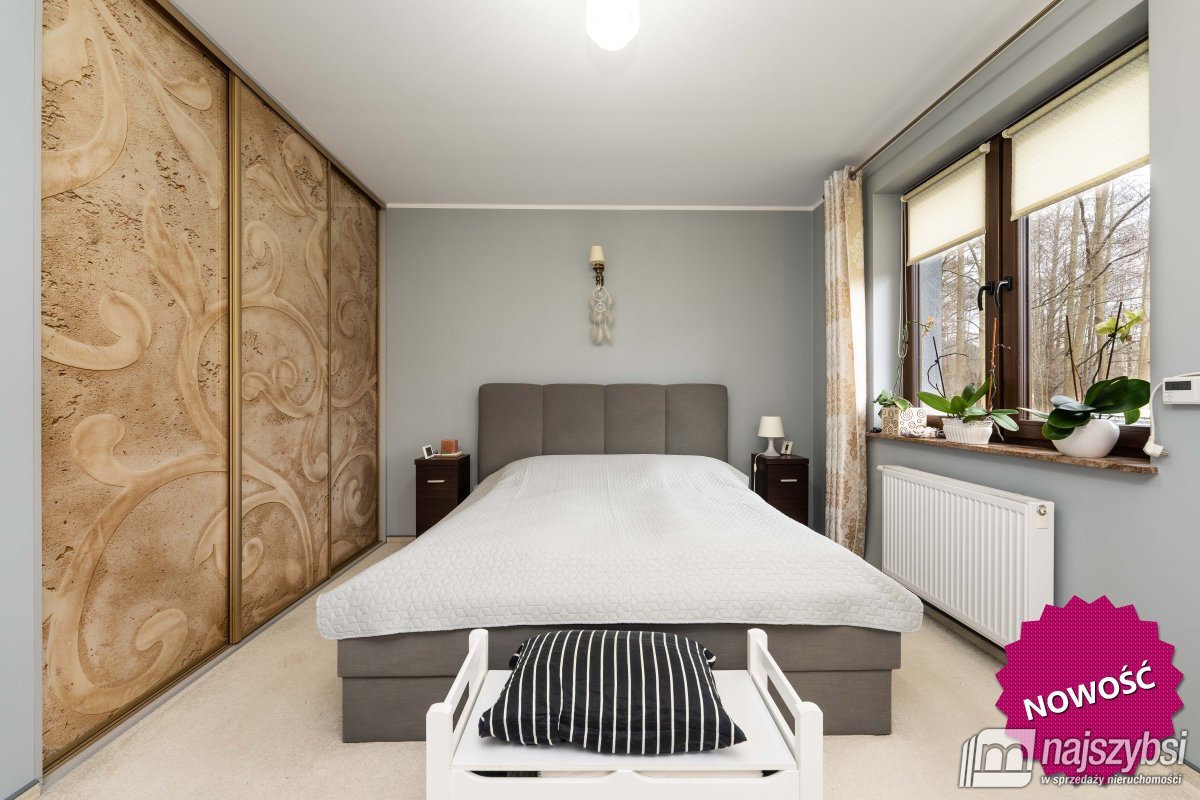 ŚWINOUJŚCIE- PIĘKNY DOM W ZACISZNEJ OKOLICY (12)