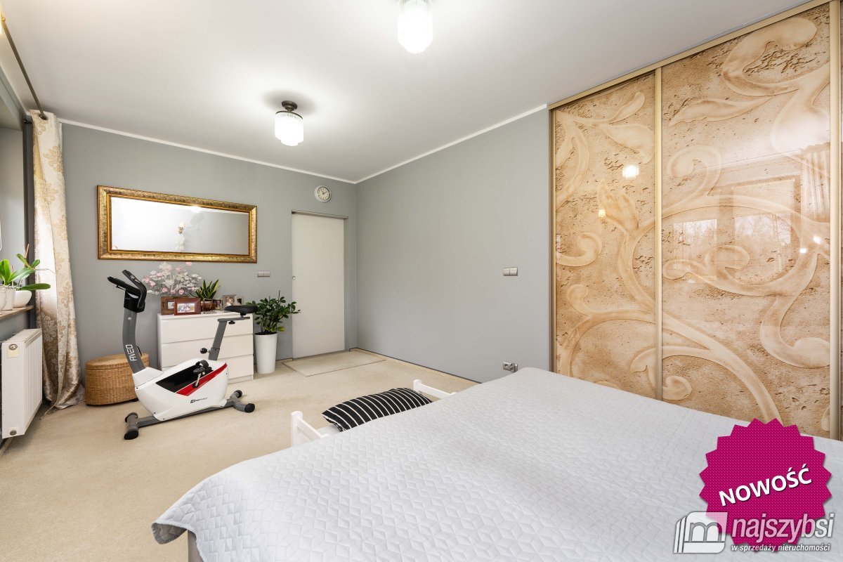 ŚWINOUJŚCIE- PIĘKNY DOM W ZACISZNEJ OKOLICY (14)