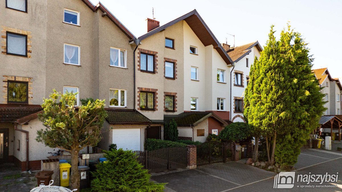 Kołobrzeg- dom w zabudowie szeregowej (1)