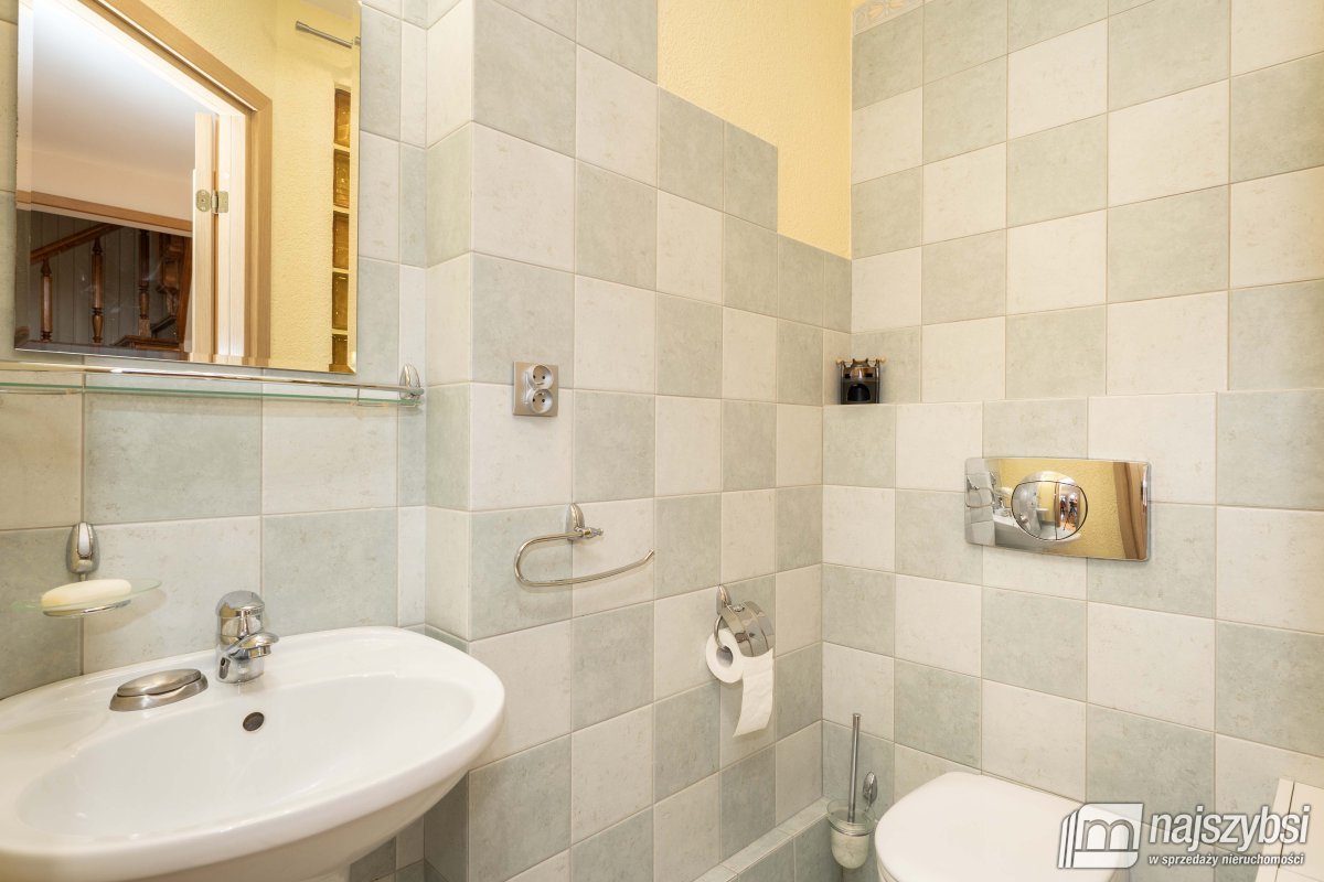 Kołobrzeg- dom w zabudowie szeregowej (15)